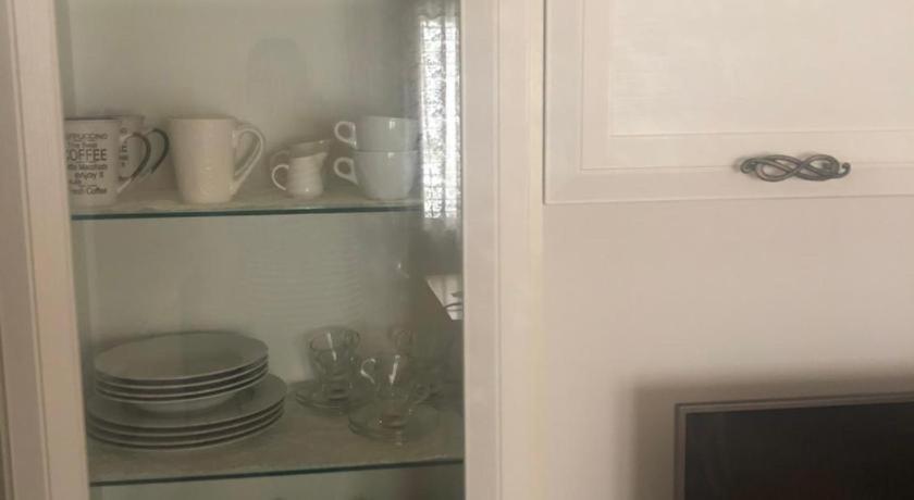 Presso La Maison De Gioel Usufruirai Di Un Appartamento Indipendente Dotato Di Uso Cucina E Lavatrice Arredato In Maniera Funzionale Situato In Ottima Posizione Vicino A Supermercati Caffetterie Pasticcerie Bar Pizzerie E Tanti Altri Servizi Όλμπια Εξωτερικό φωτογραφία